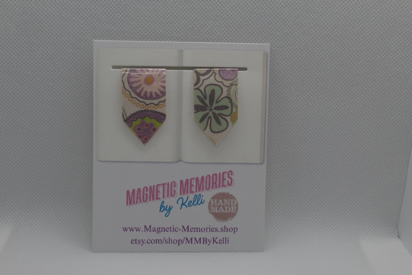 Handmade Magnetic Bookmark / Darts - Small 1.5"