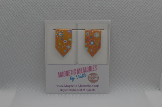 Handmade Magnetic Bookmark / Darts - Small 1.5"