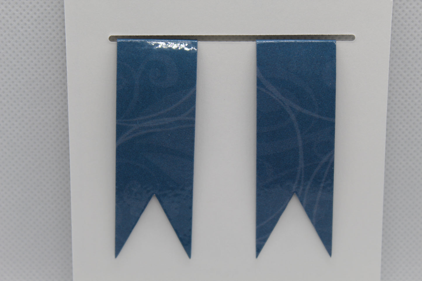 Handmade Magnetic Bookmark / Darts - Large 2.5"