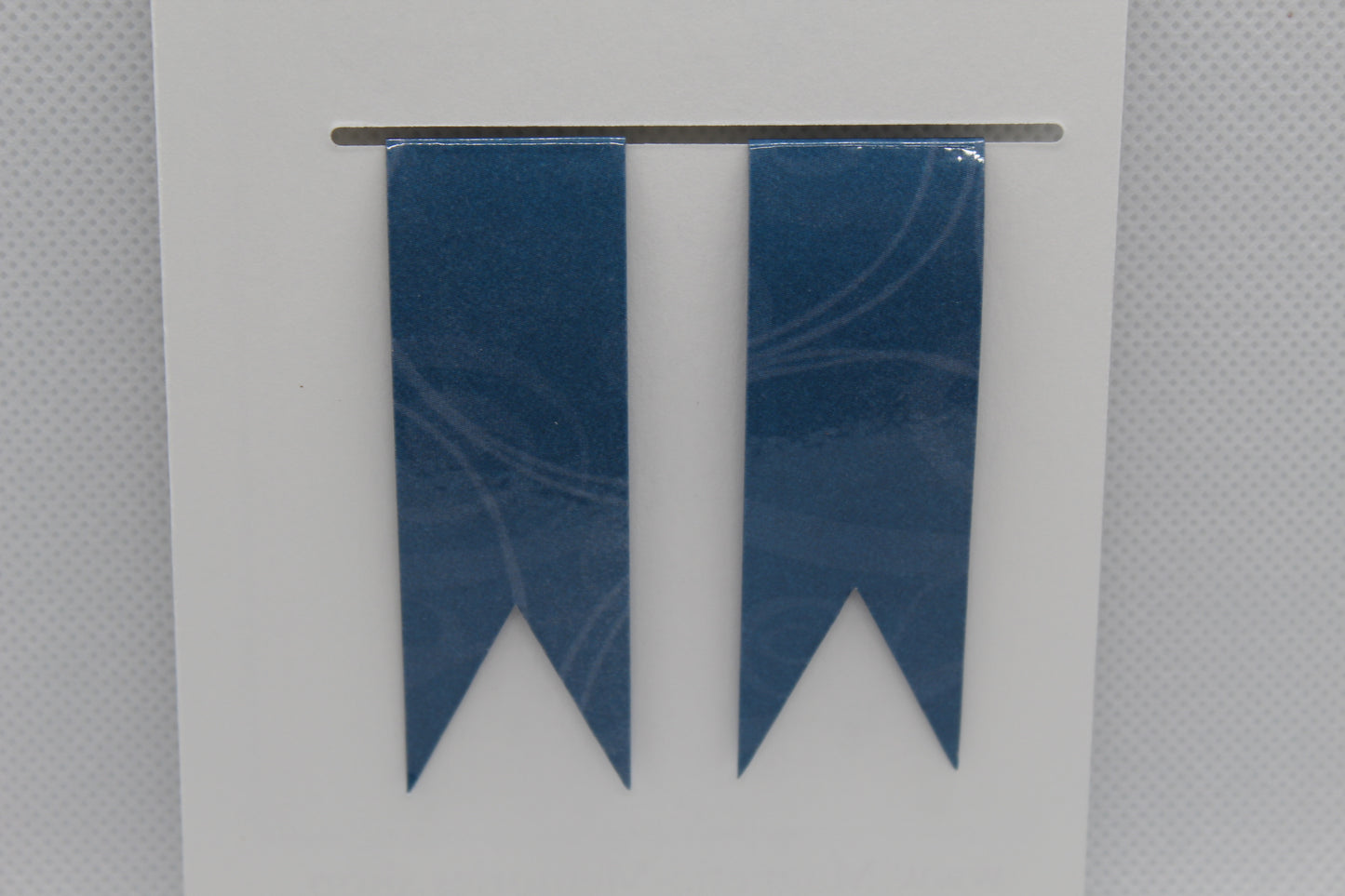 Handmade Magnetic Bookmark / Darts - Large 2.5"