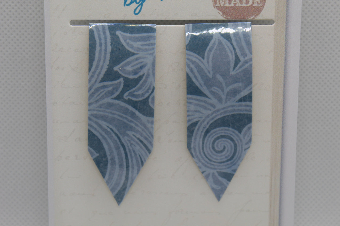 Handmade Magnetic Bookmark / Darts - Large 2.5"