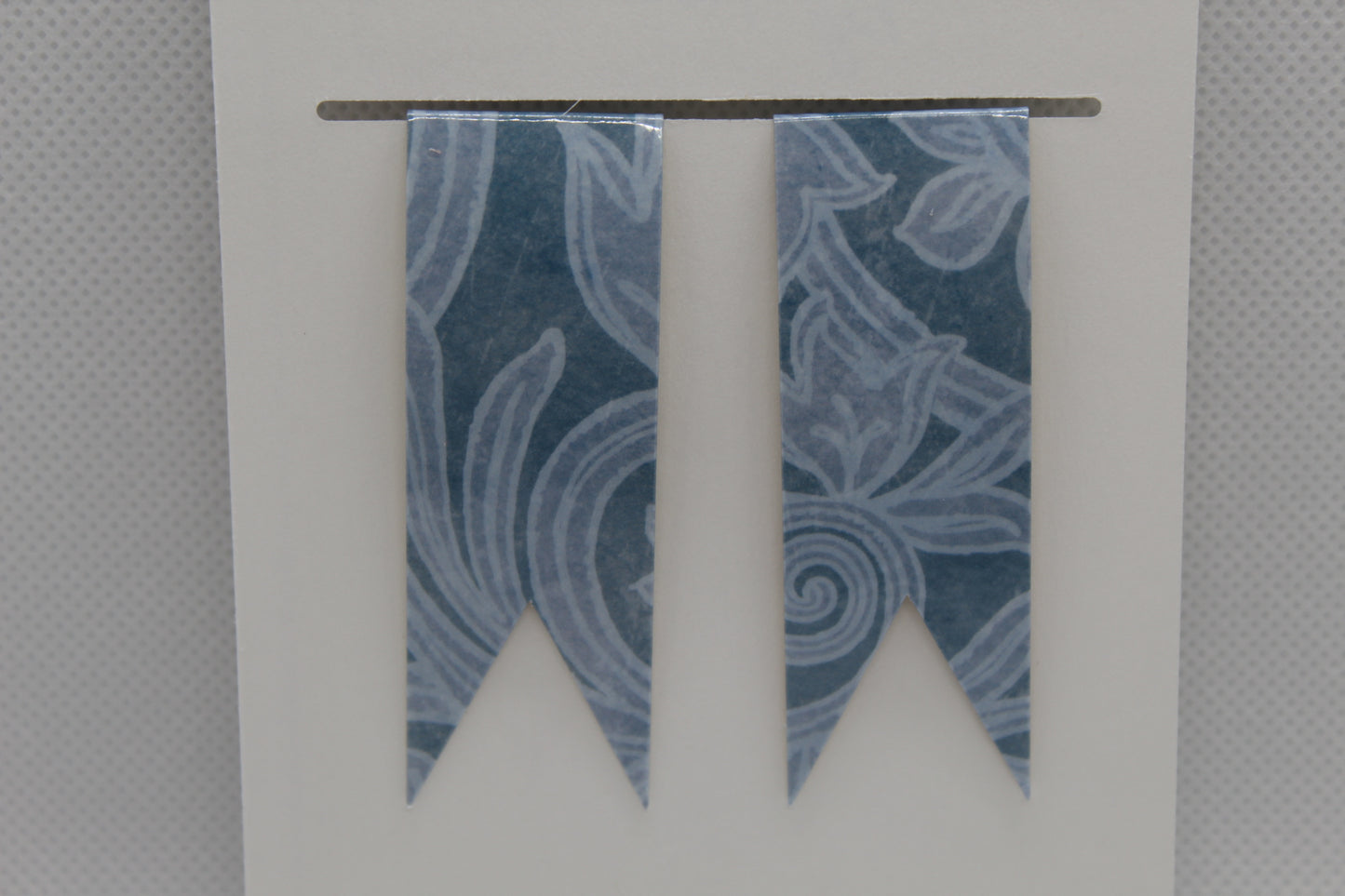 Handmade Magnetic Bookmark / Darts - Large 2.5"