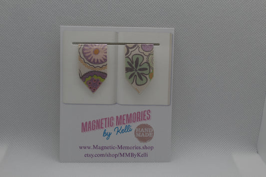 Handmade Magnetic Bookmark / Darts - Small 1.5"