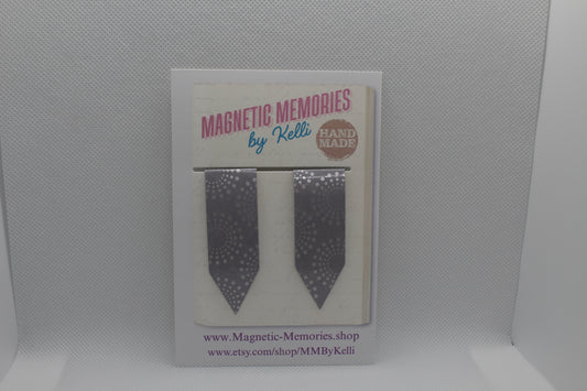 Handmade Magnetic Bookmark / Darts - Large 2.5"