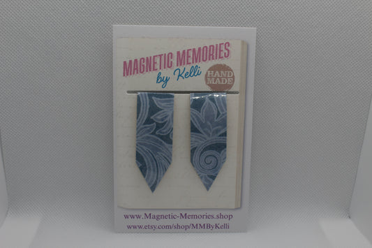 Handmade Magnetic Bookmark / Darts - Large 2.5"